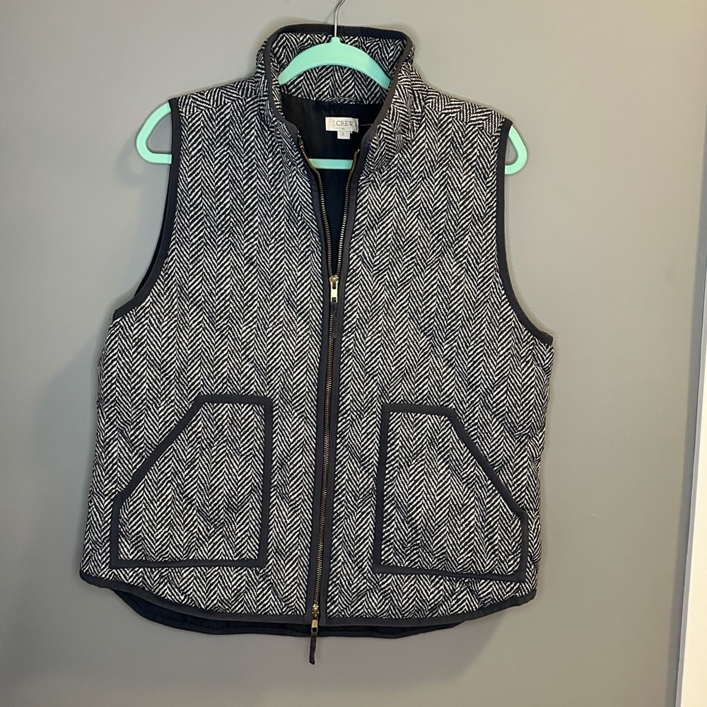 J.Crew gray quilted vest large
